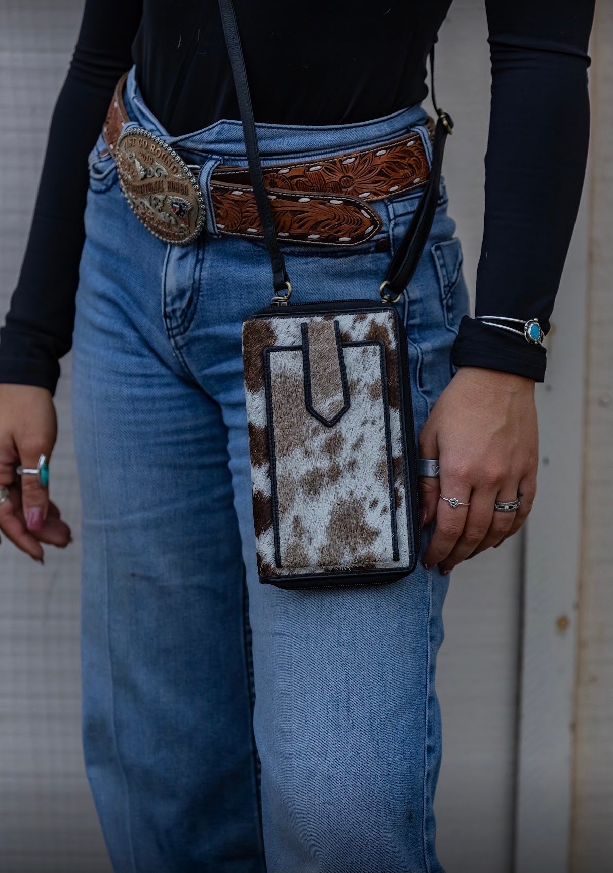 CELL PHONE CASE CROSSBODY